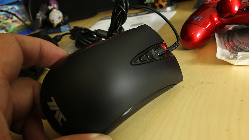 It’s normal-sized. My hands are giant.